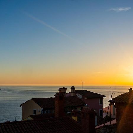 Old Town Seabreeze Residence Rovigno Esterno foto